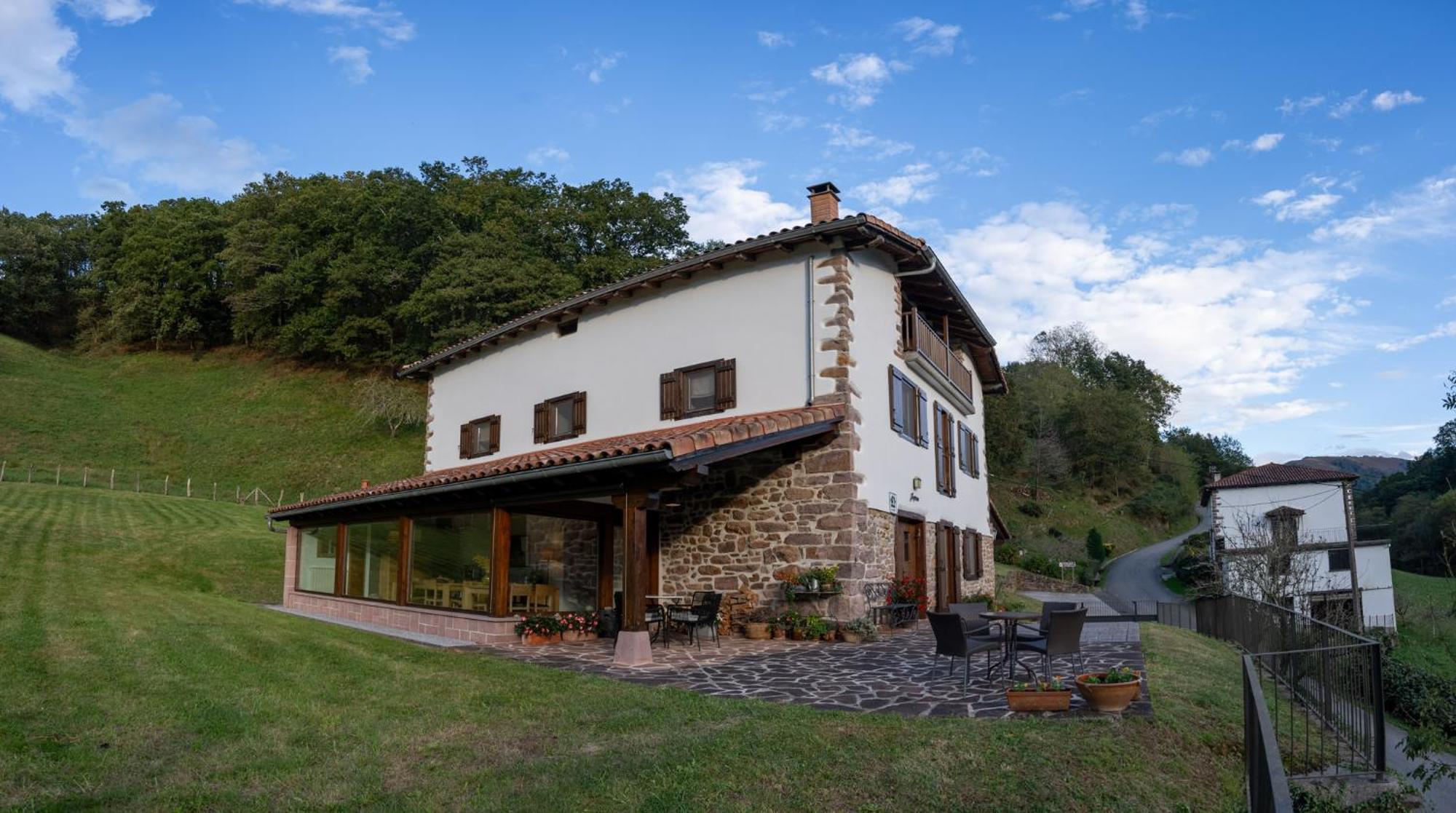 Olagaraia - Adults Only Guest House Etxalar Exterior foto